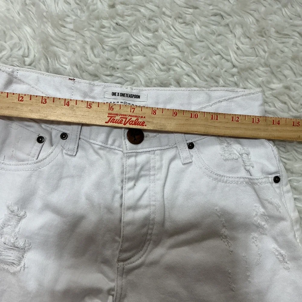 One Teaspoon High Waist Bonita Shorts White Distressed Raw Hem 27